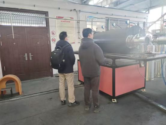 多家客戶參觀考察我公司研發(fā)定制的硅烷沉積爐！